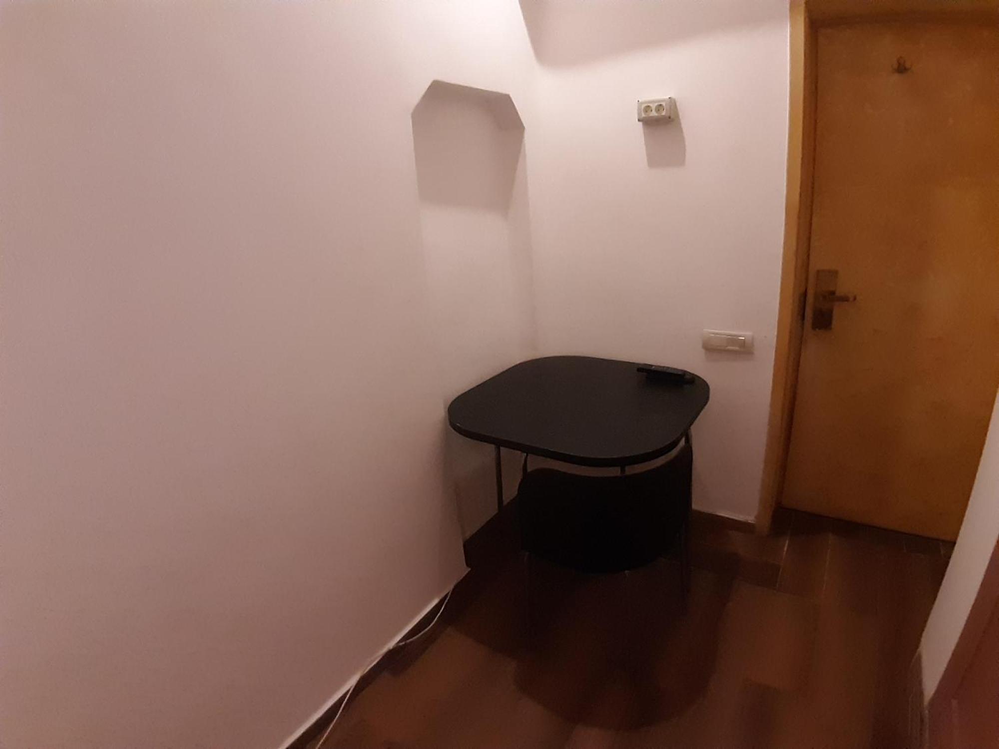 Central Accommodation Budget By Hr Bukares Bagian luar foto