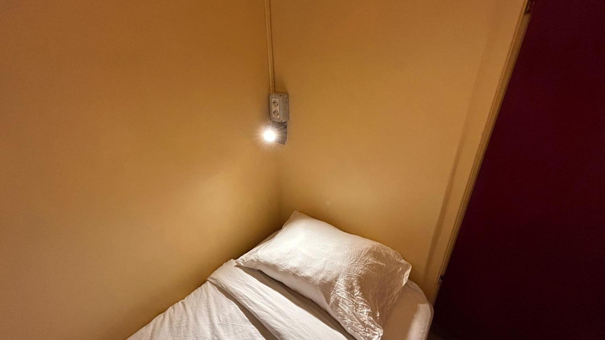 Central Accommodation Budget By Hr Bukares Bagian luar foto