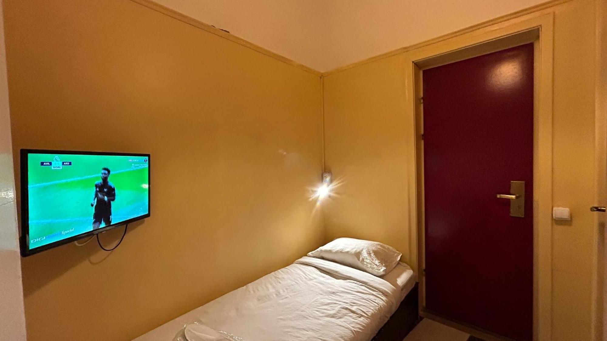 Central Accommodation Budget By Hr Bukares Bagian luar foto